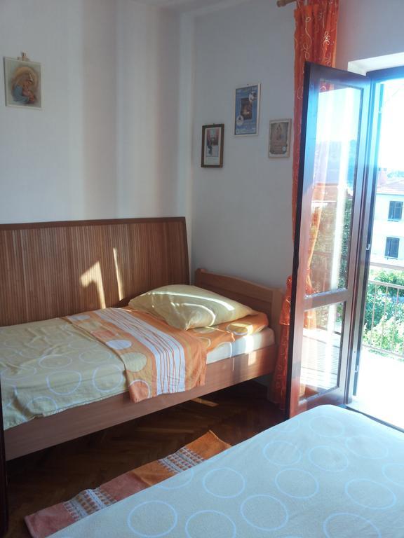 Apartment Ranka Postira Chambre photo